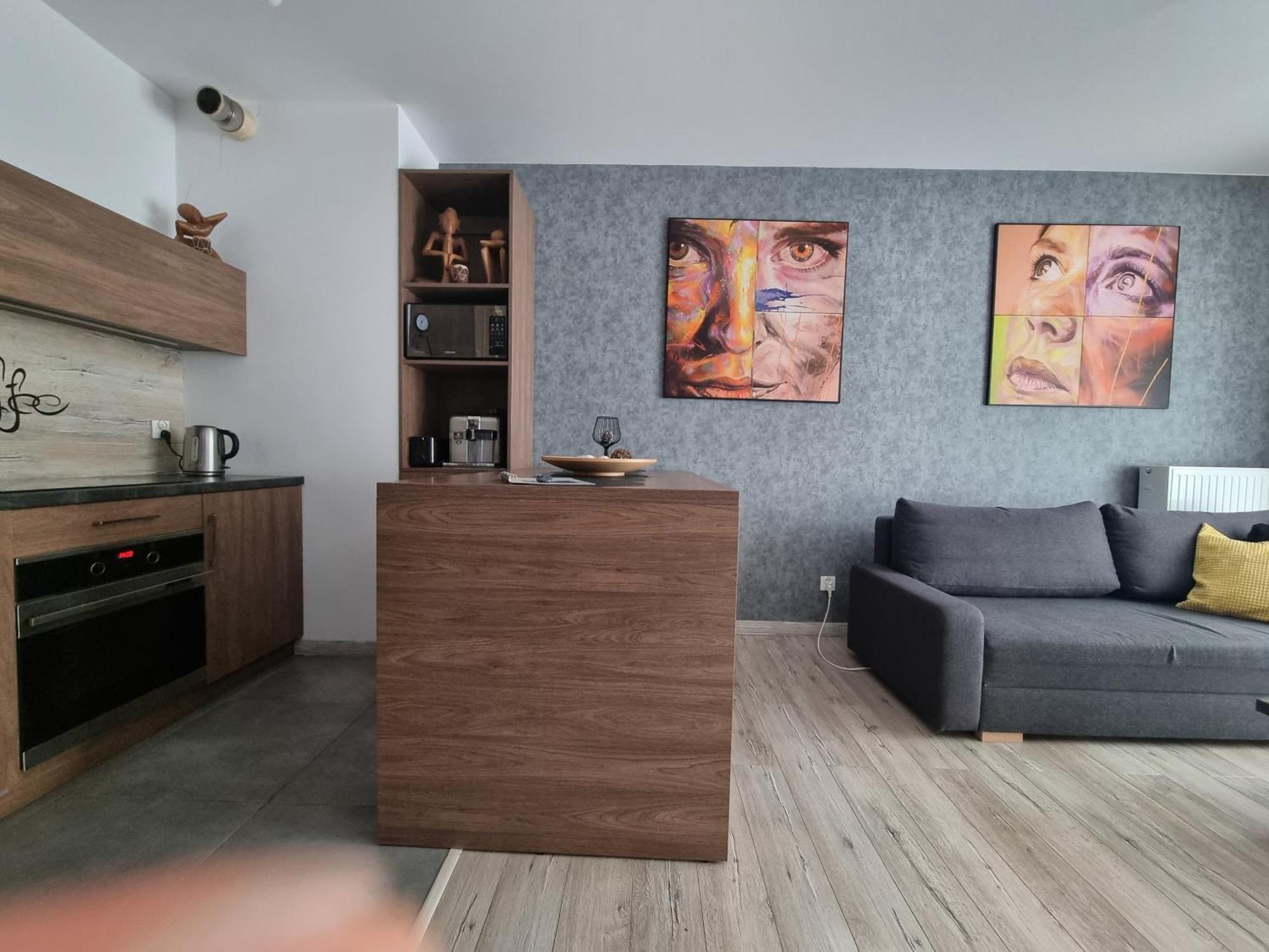 Q Meta - Klimatyzowane Przy Manufakturze Z Garazem Lub Parkingiem Gratis, Fv Apartment